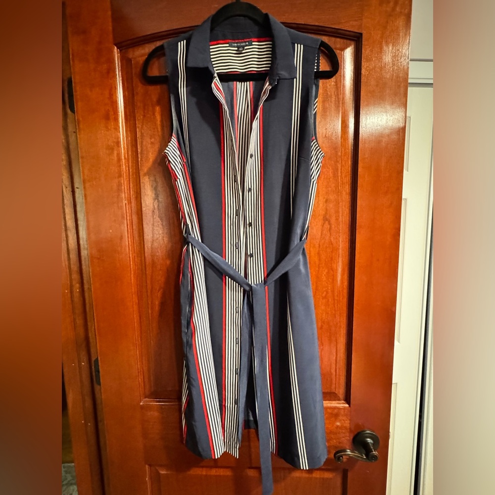 Gently used Tommy Hillfiger Sleeveless Navy & Stripe Shirt Dress with Belt